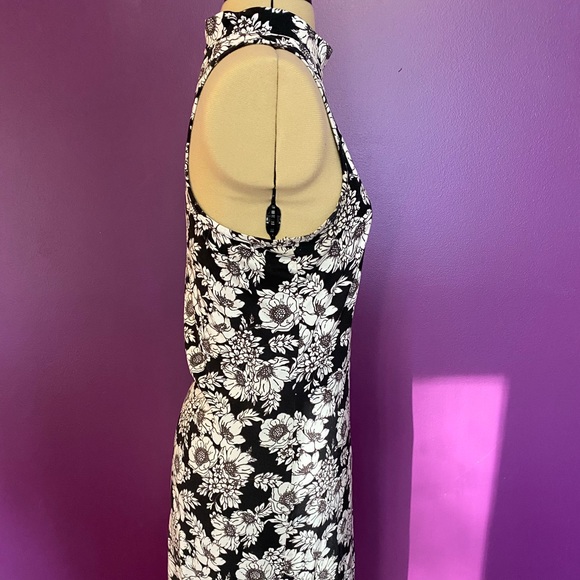 High neck racerback floral print dress with slit - Picture 2 of 4